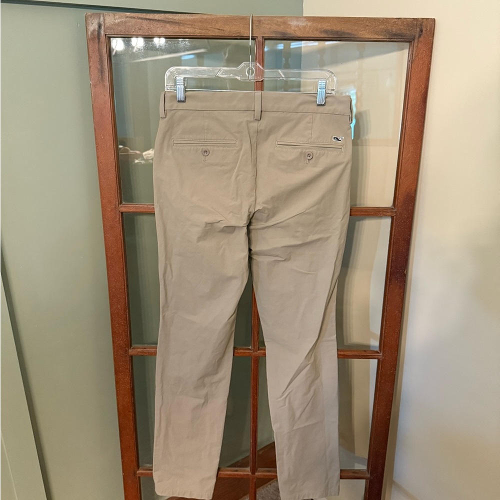 Vineyard Vines Men's Performance Fabric Khaki Chinos Pants - Size 30x32 - Picture 2 of 5
